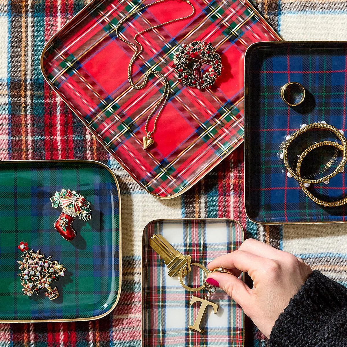 Tartan Set of 4 Decorative Metal Trays