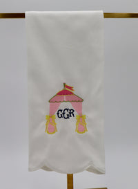 Scallop Bottom Guest Towel