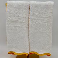 Scallop Hand Towel Set by Weezie