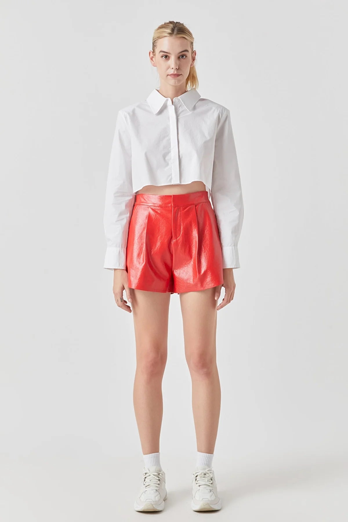 RED HIGH-WAISTED FAUX LEATHER SHORTS