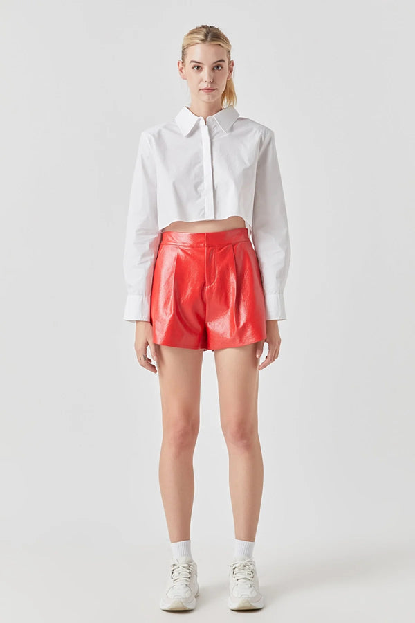 RED HIGH-WAISTED FAUX LEATHER SHORTS
