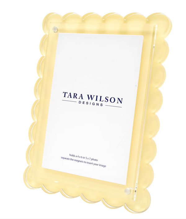 Tara Wilson Acrylic Scallop Frame - 4x6 or 5x7