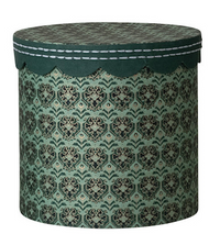 Nesting Gift Boxes with Scalloped Lids