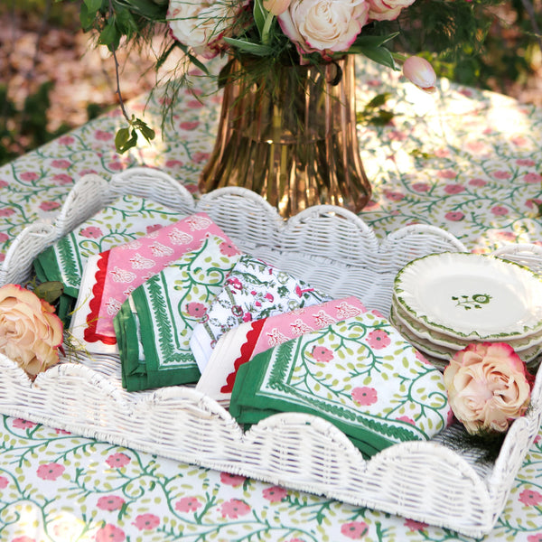 White Wicker Scalloped Rectangle Tray