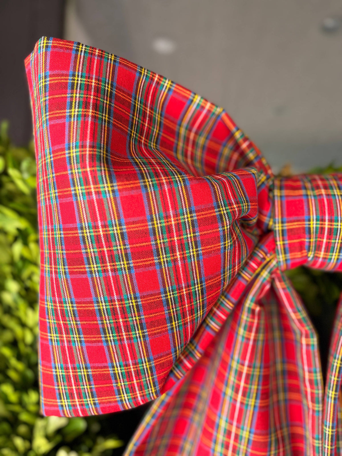 The Yuletide Tartan Bow