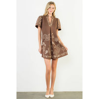 Short Sleeve Embroidered Detail Dress
