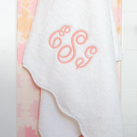 Weezie Scallop Bath Towel - White