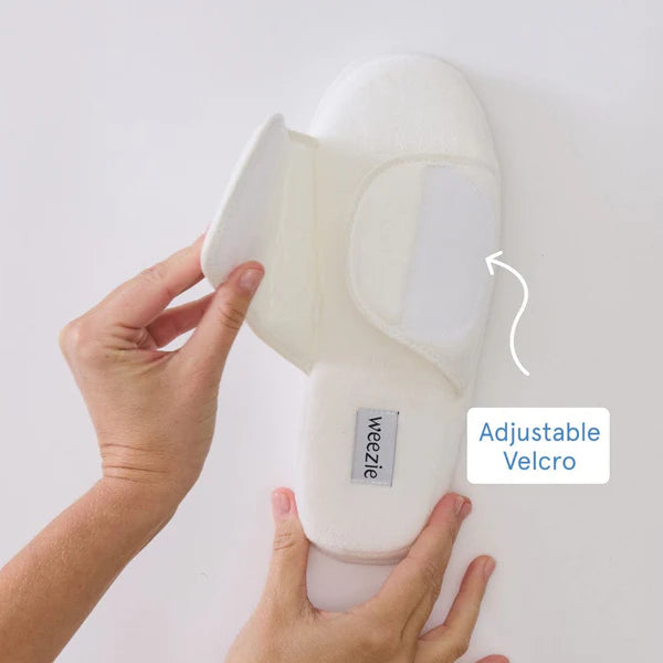 Weezie Slippers White